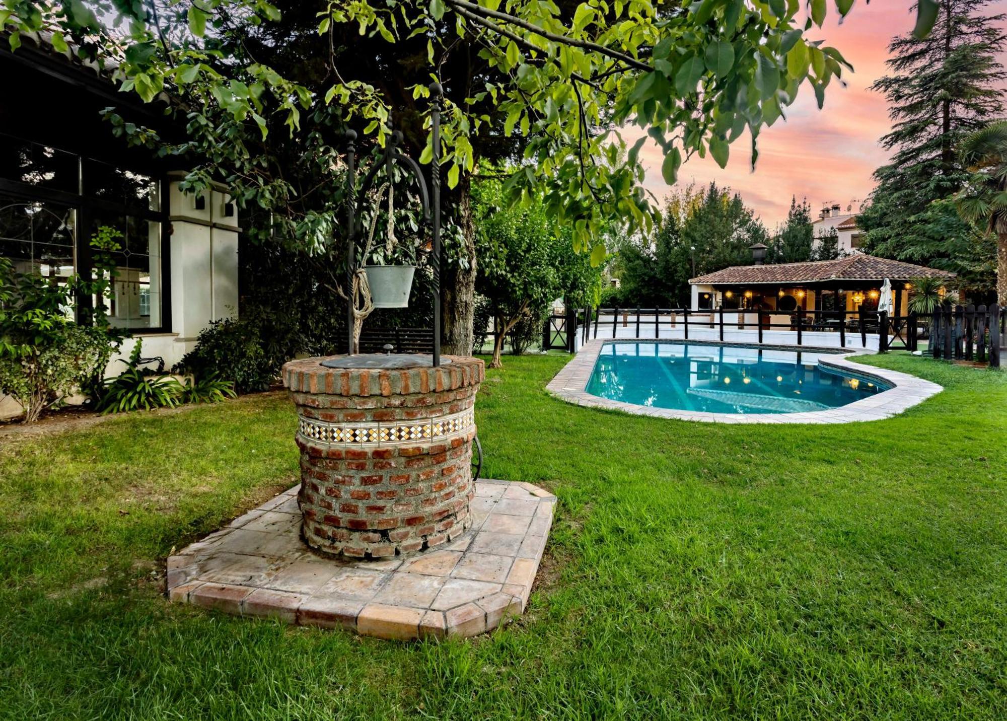 Hotel Cortijo Landete (Adults Only) อาร์มิลญา ภายนอก รูปภาพ