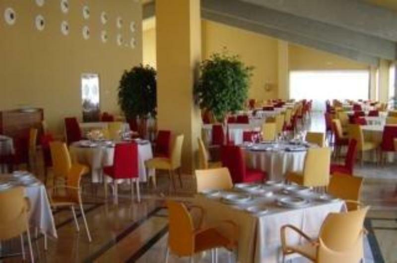 Hotel Cortijo Landete (Adults Only) อาร์มิลญา ภายนอก รูปภาพ